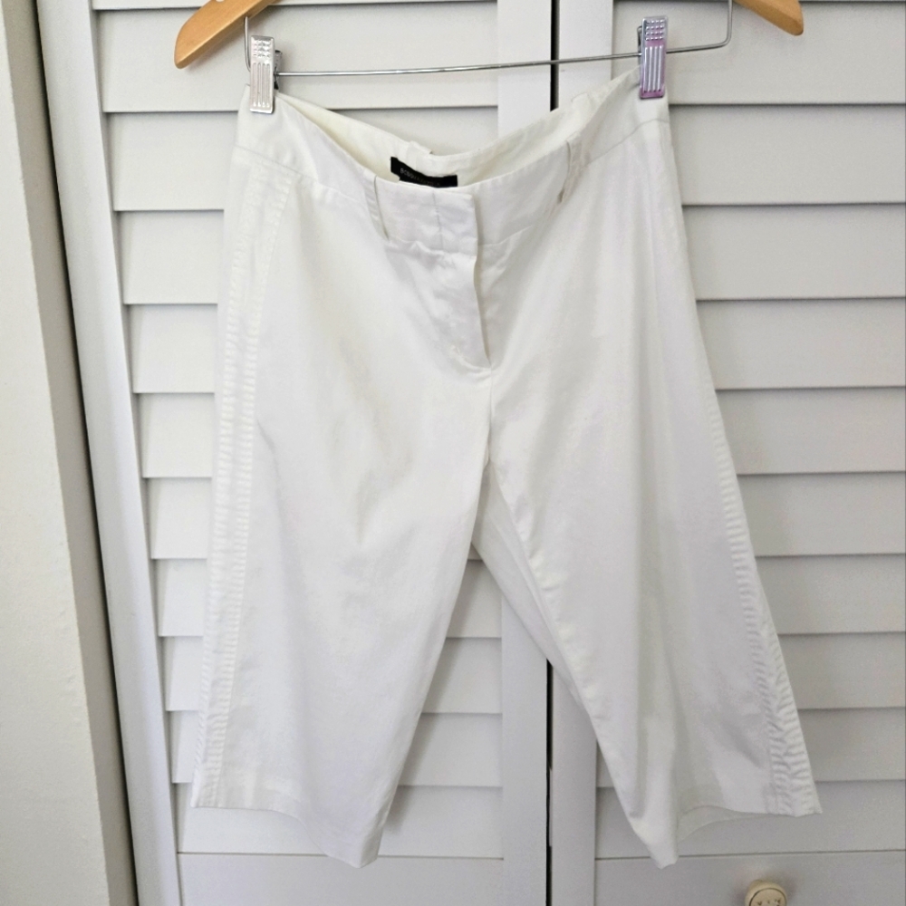 BCBGMaxAzria White Bermuda Capri Wide Leg Size 2